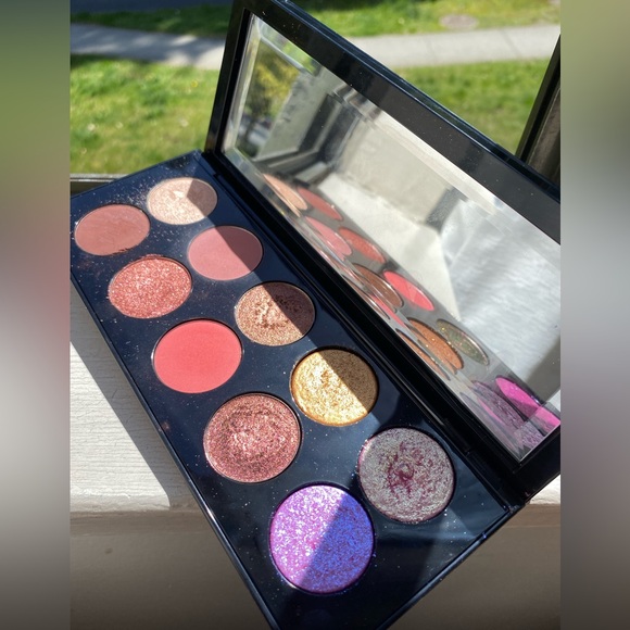 Pat McGrath Mothership IX Huetopian Dream eyeshadow palette with box - Picture 5 of 6
